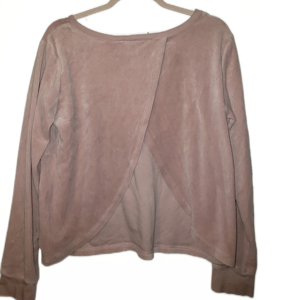 5/$20 Victoria's Secret - Picture 3 of 3